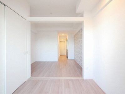 【居間・リビング】 | セレニテ谷九プリエ | 居間です