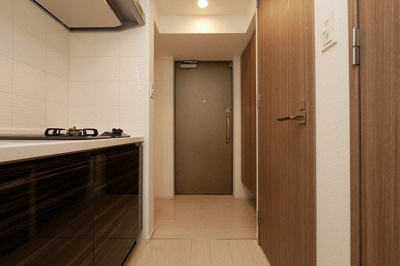 【玄関】 | La Douceur西天満 | シンプルで使いやすい玄関です