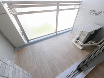 【バルコニー】 | エスリード大阪上本町グリーズ | 暖かな日差しのふりそそぐバルコニー