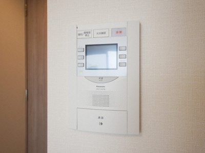 【セキュリティ】 | プレサンス谷町九丁目駅前 | モニター付きインターホンです