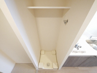 【設備】 | プレサンス谷町九丁目駅前 | 洗濯機置き場です