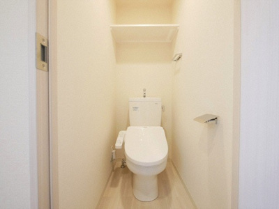 【トイレ】 | プレサンス心斎橋ソレイユ | ゆったりとした空間のトイレです