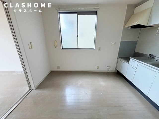 モナーク　ヴィレ　　　刈谷市近郊の賃貸はクラスホームの居間・リビング|同物件の別部屋になります。