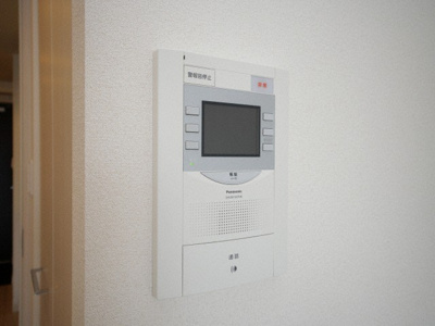 【セキュリティ】 | プレサンス梅田北ディア | モニター付きインターホンです