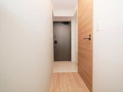 【玄関】 | レジュールアッシュ京橋 | 玄関です