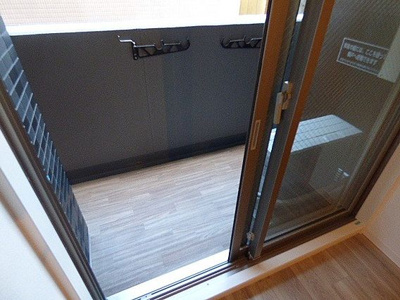 【バルコニー】 | プレサンス南森町ライズ | お洗濯にも便利なバルコニー付き