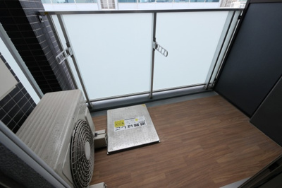 【バルコニー】 | コンフォリア心斎橋EAST | 広々としたバルコニーです