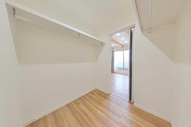 ６４６４６　岐阜市柳津町上佐波中古戸建ての収納