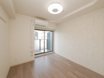 【洋室】 | プレサンス立売堀ベルヴィル | ゆったりした洋室です