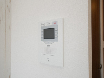 【セキュリティ】 | プレサンス立売堀ベルヴィル | モニター付きインターホンです
