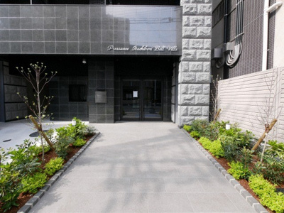 【エントランス】 | プレサンス立売堀ベルヴィル | エントランスです