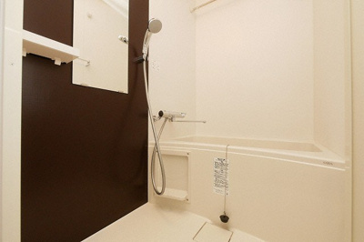 【浴室】 | WORVE大阪本町 | お風呂で日々の疲れを落としましょう