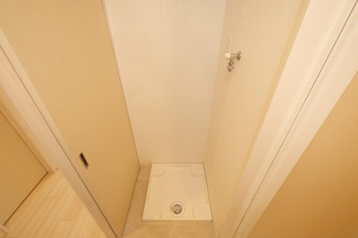 【設備】 | プレジオ御幣島ASIAN | 洗濯機置き場です