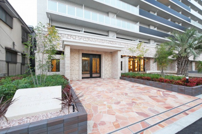 【エントランス】 | プレジオ御幣島ASIAN | 清潔なエントランスです