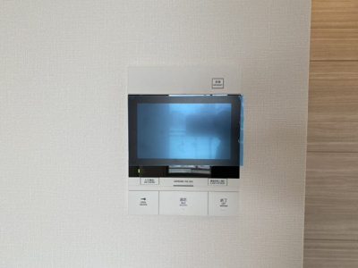 【セキュリティ】 | スプランディッド難波SOUTH | モニター付きインターフォンです