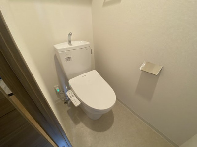 【トイレ】 | スプランディッド難波SOUTH | 落ち着いた空間のトイレです