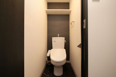 【トイレ】 | S-RESIDENCE城東SEVER | 落ち着いた色調のトイレです