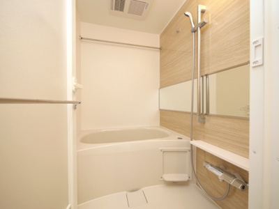 【浴室】 | シーズンフラッツ新大阪 | 日々の暮らしに欠かせないお風呂です