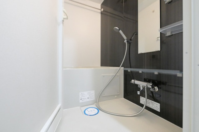 【浴室】 | コンフォリア心斎橋EAST | お風呂で日々の疲れを落としましょう