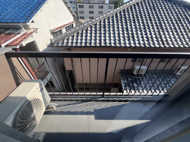 東山グリーンマンションのバルコニー