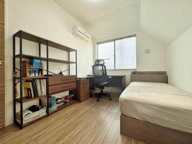 豊島区千川2丁目の洋室|3階6.0帖洋室
プライベート空間も充実
各居室広さもしっかりと確保され過ごしやすい快適空間
全室大容量の収納付♪
