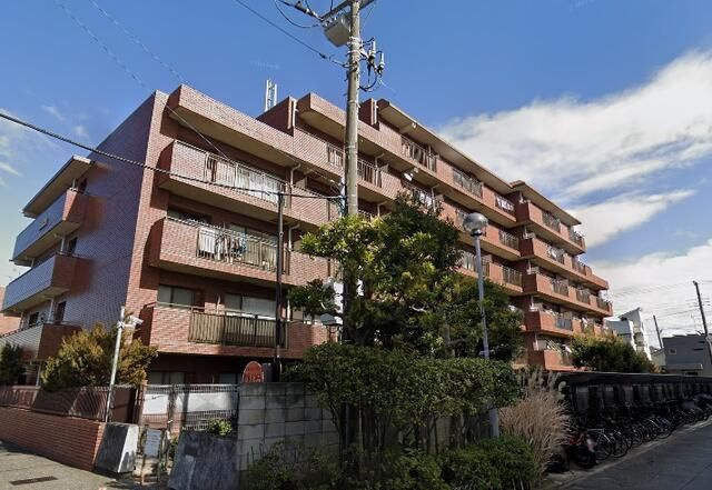 潮ハイツの外観