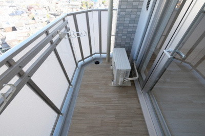 【バルコニー】 | エスリード大阪グランフォート | 陽当たり良好なバルコニーです