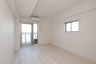 【居間・リビング】 | エスリード大阪グランフォート | ゆったりとしたリビングです