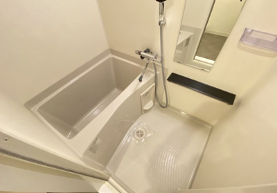 【浴室】 | プレサンス難波フィールド | コンパクトで使いやすいお風呂です