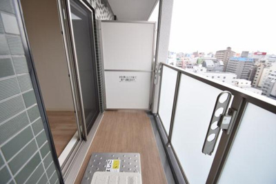 【バルコニー】 | プレサンス難波駅前 | 落ち着いた時間を過ごせるバルコニーです