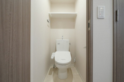 【トイレ】 | エムブイインプ新大阪 | ゆったりとした空間のトイレです