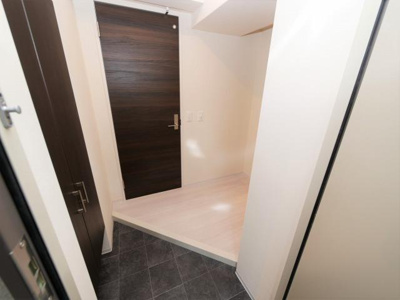 【玄関】 | アザレア梅田 | 毎日通る玄関はこちらです