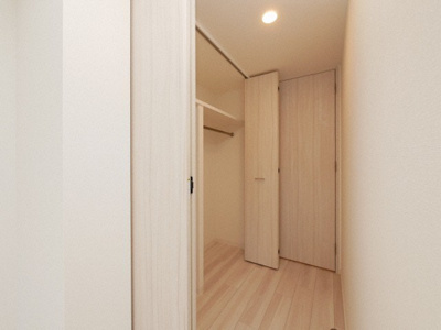 【収納】 | S-RESIDENCE堺筋本町Uno | 大きなものも収納できそうです