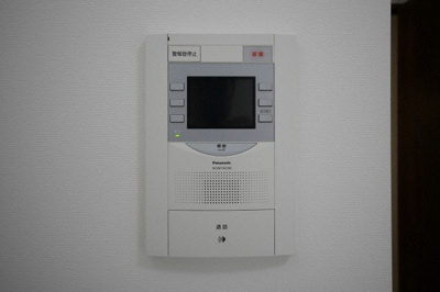 【セキュリティ】 | La Douceur都島高倉町 | モニター付きインターホンです