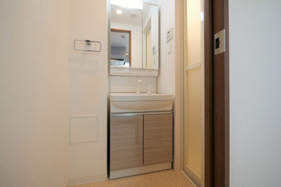 【洗面所】 | La Douceur都島高倉町 | 独立洗面台、朝の身支度には欠かせません