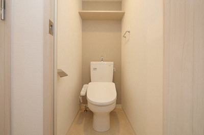 【トイレ】 | S-RESIDENCE都島Lux | 落ち着いた色調のトイレです