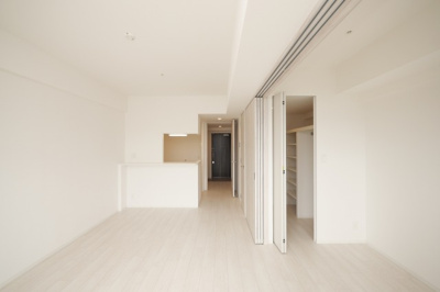 【居間・リビング】 | リヴェント福島野田 | ゆったり過ごせるリビングです