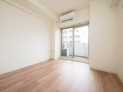 【居間・リビング】 | プレサンス江戸堀 | おしゃれなリビングです