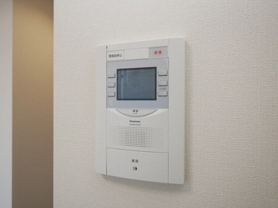 【セキュリティ】 | プレサンス南堀江スタイルズ | モニター付きインターホンです