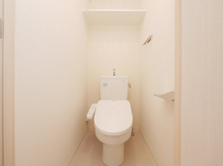 【トイレ】 | エスリードレジデンス大阪本町 | 落ち着いた空間のトイレです