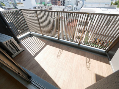 【バルコニー】 | ヴィラ・セレーノ玉造本町 | 落ち着いた時間を過ごせるバルコニーです