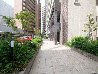 【エントランス】 | スプランディッドⅡ | 清潔なエントランスです