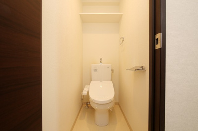 【トイレ】 | スプランディッドⅡ | 落ち着いた空間のトイレです