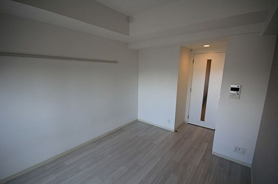 【居間・リビング】 | レシオス天王寺 | ゆったり過ごせる居間です