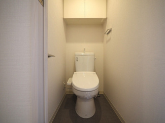 【トイレ】 | プレサンス新大阪ジェイズ | ゆったりとした空間のトイレです