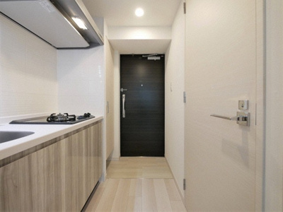 【玄関】 | S-RESIDENCE新大阪Rish | シンプルで使いやすい玄関です