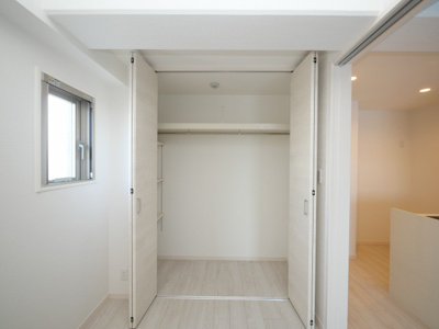 【収納】 | Alivis北梅田 | たっぷりとした収納スペースです