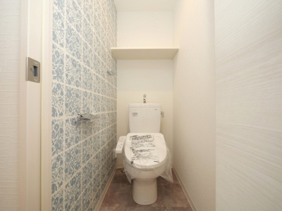 【トイレ】 | Alivis北梅田 | 落ち着いたトイレです