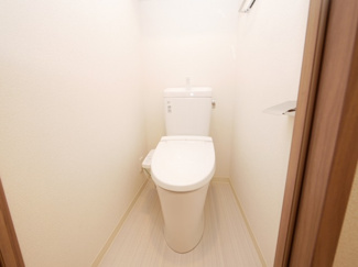 【トイレ】 | プレサンス堺筋本町駅前シェル | 落ち着いた空間のトイレです