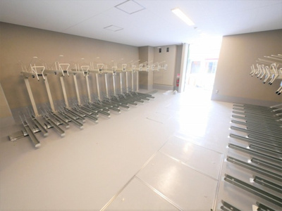 【その他共用部分】 | プレサンス堺筋本町駅前シェル | 駐輪場です